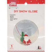 DIY Snow Globe med tomtefigur och trä