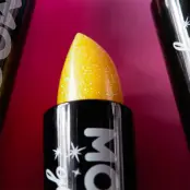 Moon Creations Iridescent Glitter Lipstick - Gul